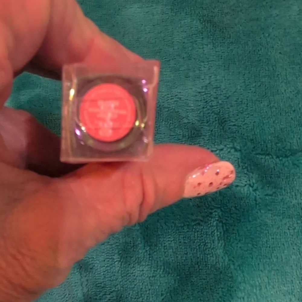 Huda Beauty Silk Balm in Blush